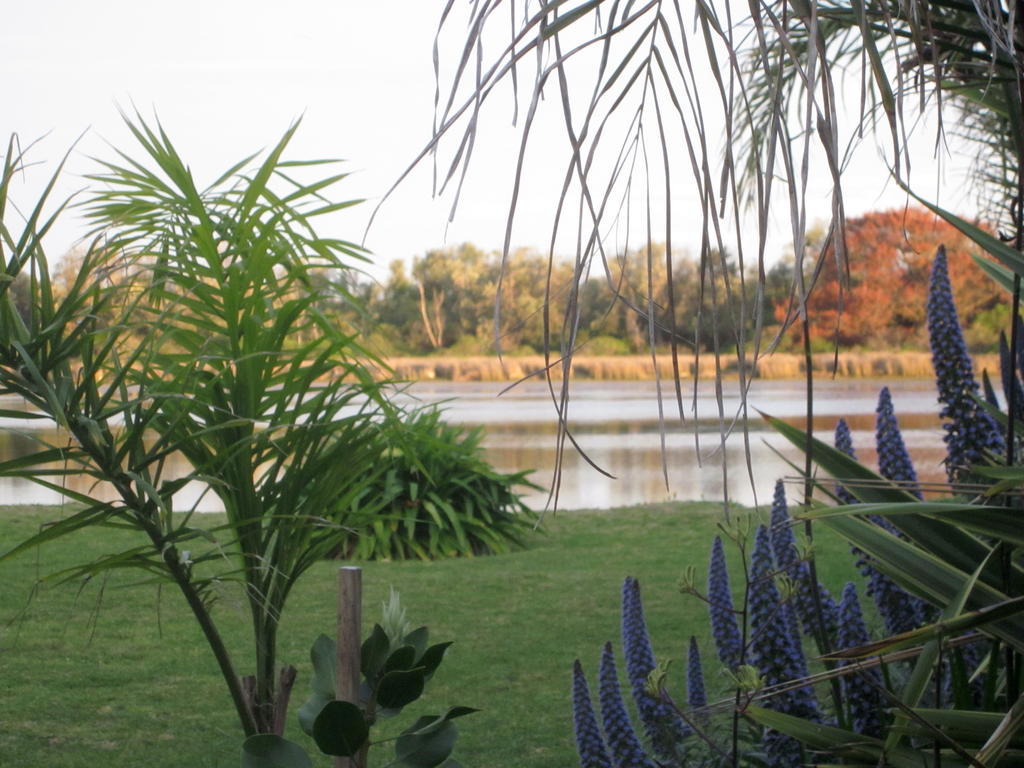 Lakes Entrance Waterfront Cottages With King Beds Bagian luar foto